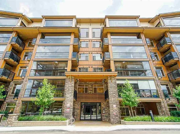 20716 Willoughby Town Centre Dr #B328, Langley, BC V2Y 3J8