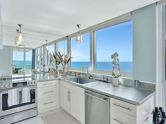 5th image of 1360 S Ocean Boulevard #2601