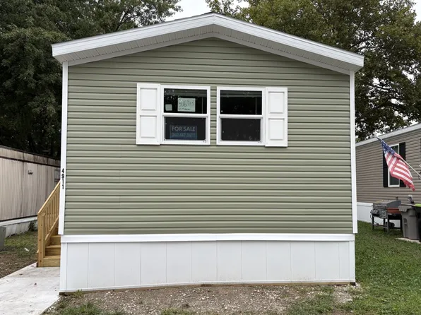 4911 Trace Dr, Fort Wayne, IN 46816