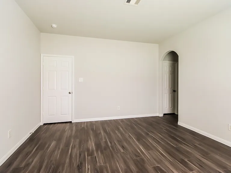 12310 Maura Ln — Photo 19