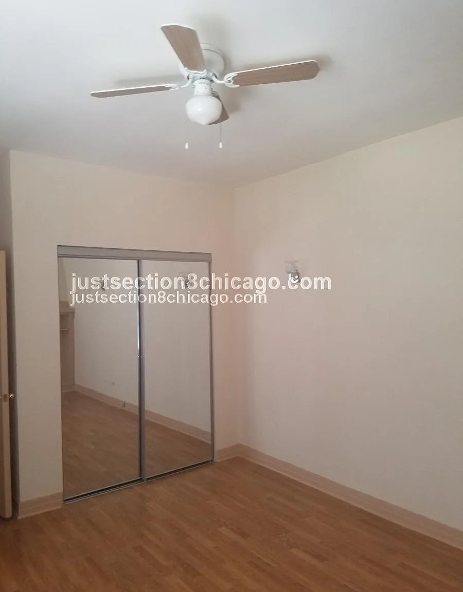 4 bed, 2.0 bath, $2,500 — Photo 3