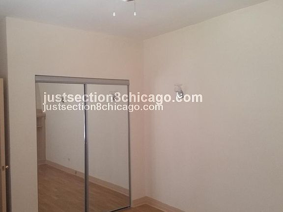3rd image of 6216 S Eberhart Ave APT 2S