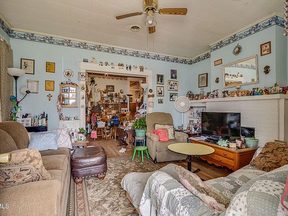 5th image of 311/313 Carolina Ave #313