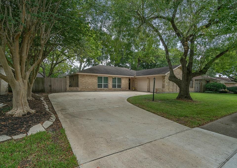1st image of 5150 Shady Oaks Ln