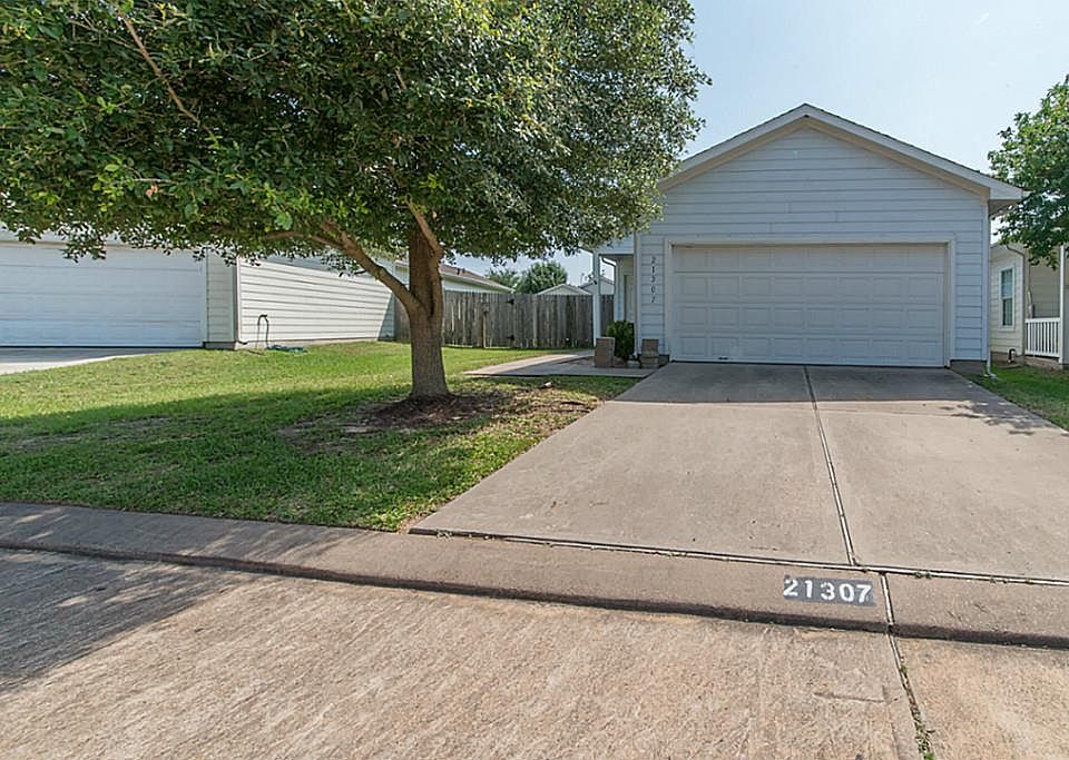 1st image of 21307 Snowblossom Ln