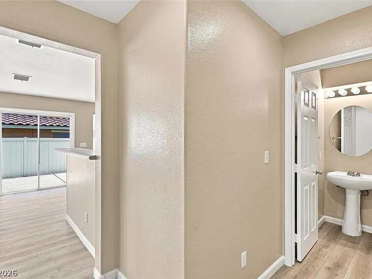 1915 Sundown Canyon Dr — Photo 13