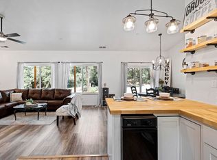 12424 Old Home Ct, Columbia, CA 95310