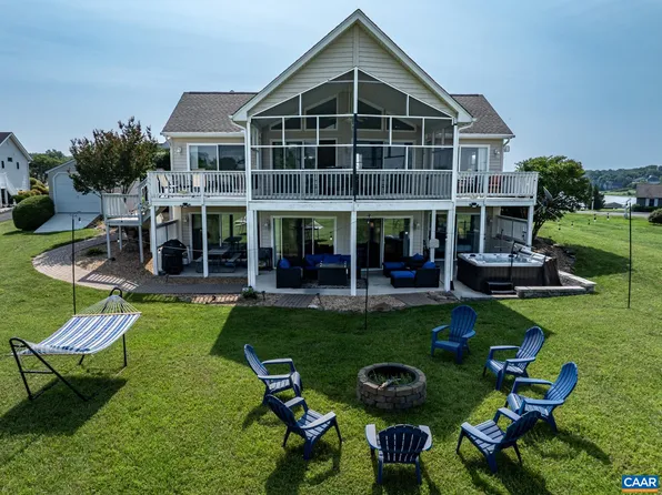 5716 Crescent Point Dr, Orange, VA 22960