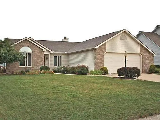 624 Pellston Ct photo 1