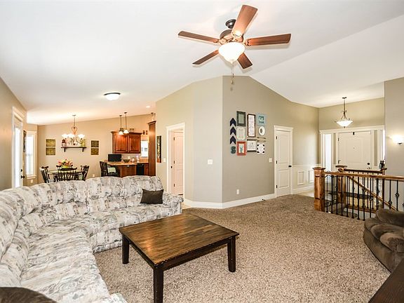 5th image of 1590 N Indian Hollow Dr