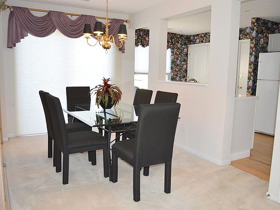 3rd image of 4361 Towneside Ct