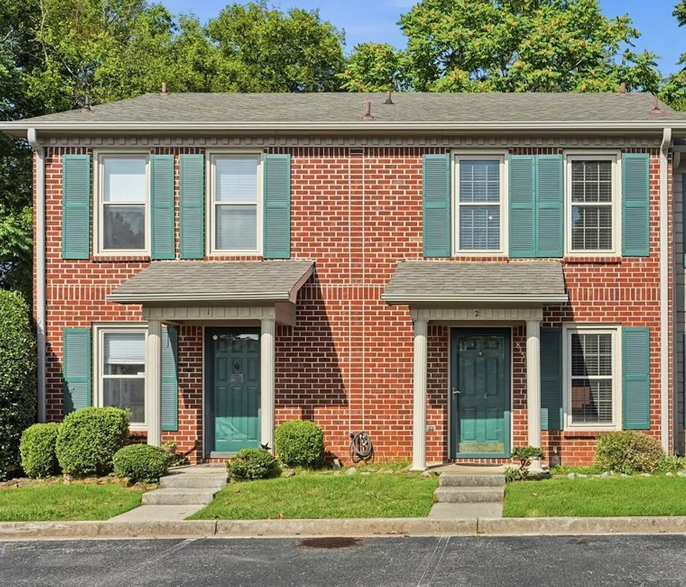 2 bed, 2.0 bath, 1125 sqft, $1,350 — Photo 1