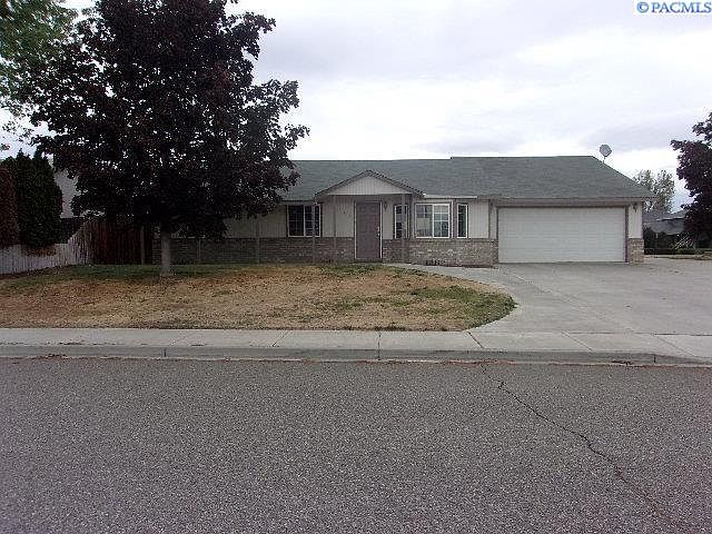 1st image of 4660 Poppy St