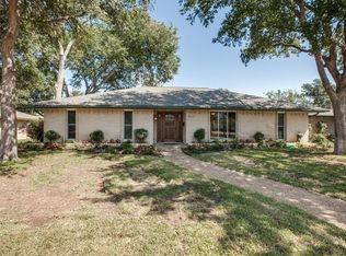 3829 Crown Shore Dr, Dallas, TX 75244
