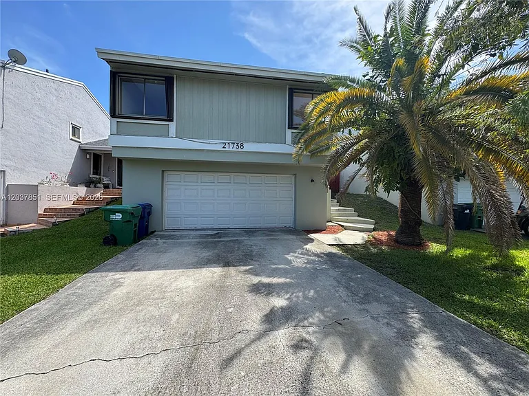 21738 SW 99th Ct — Photo 2
