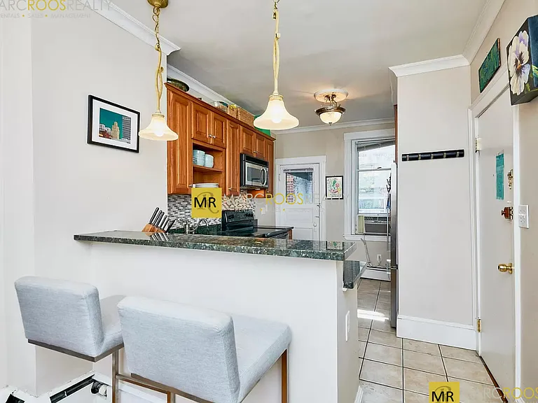 80 Revere St #5 — Photo 1