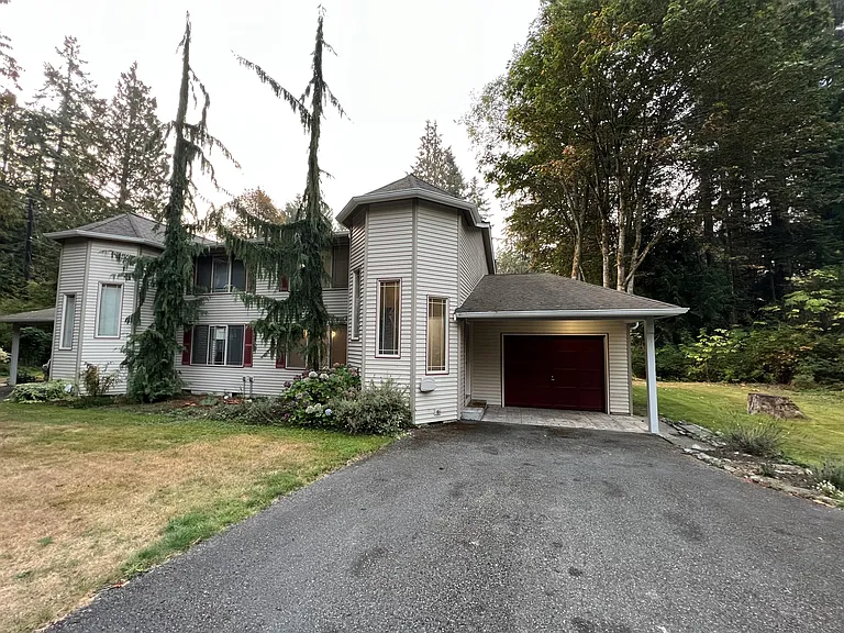 4302 103rd Ave SE #B — Photo 2