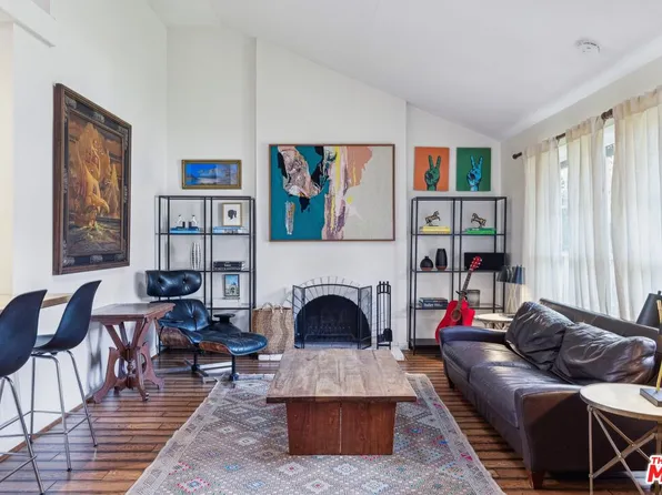 29429 Trailway Ln, Agoura Hills, CA 91301