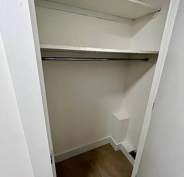 15 Westminster Rd #BASEMENT — Photo 6