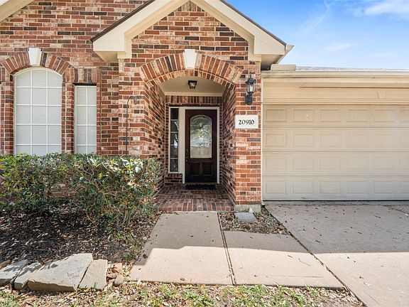 2nd image of 20910 Winter Forest Dr