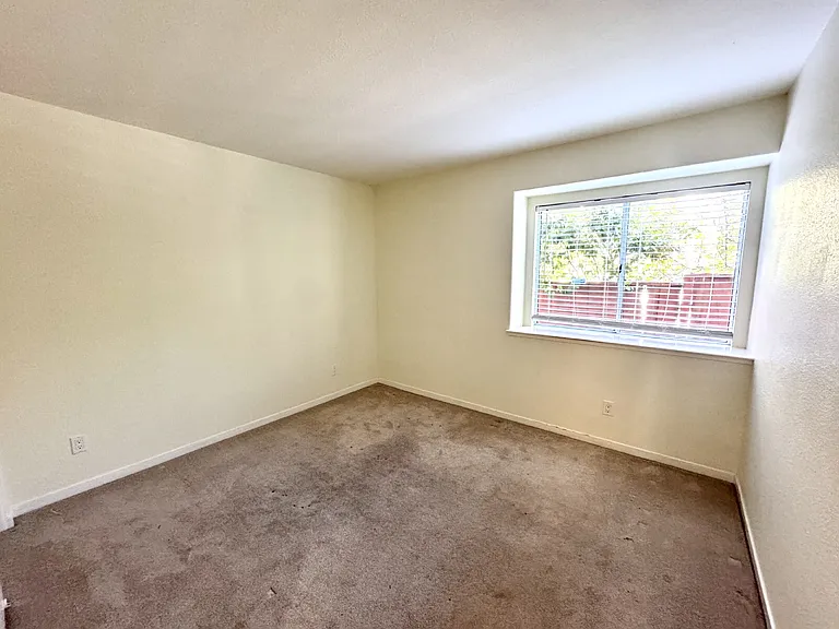3281 Falerno Way — Photo 49