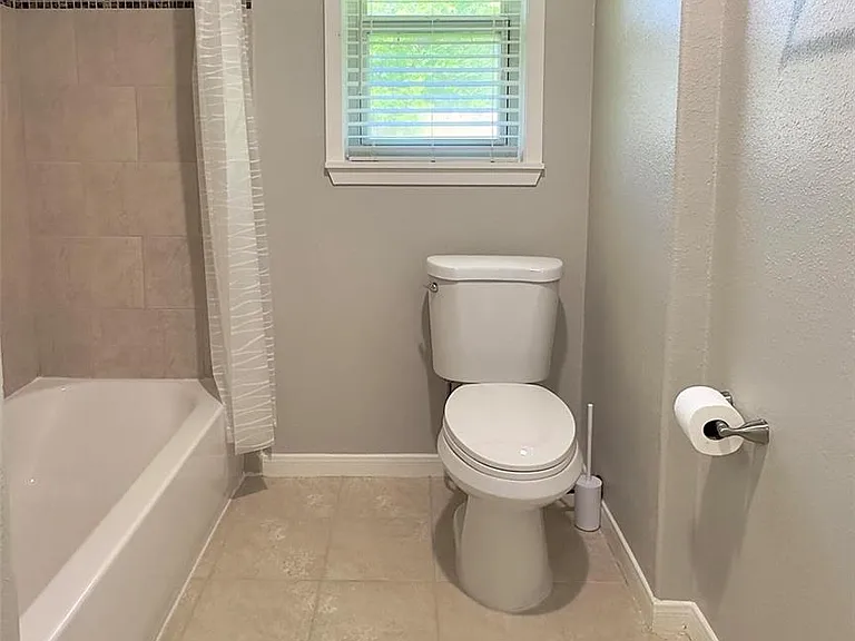 1418 Murrayhill Dr — Photo 20