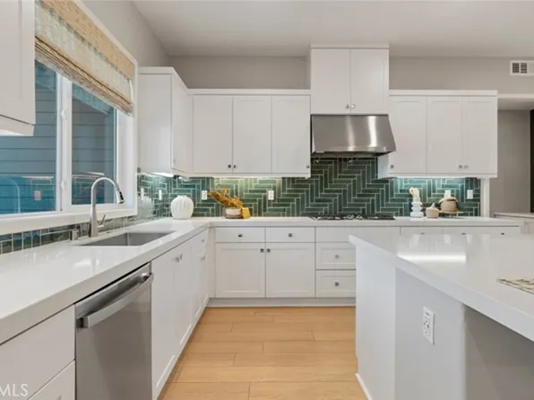 27226 Cranmore Way Unit 201, Valencia, CA 91381