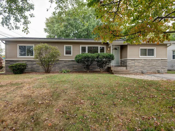 1355 S Estate Avenue, Springfield, MO 65804