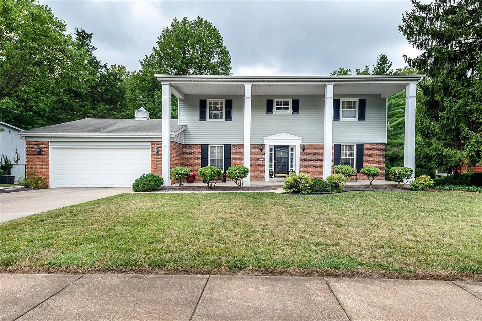 3037 Westminister Dr photo 1