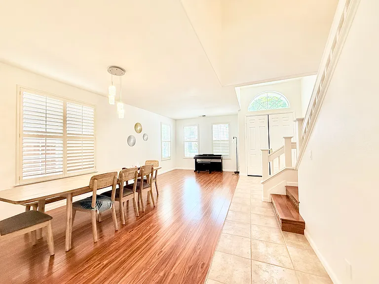 863 Dederick Ct — Photo 5