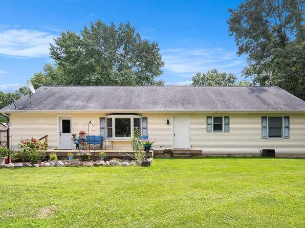 64431 Fair Rd, Sturgis, MI 49091