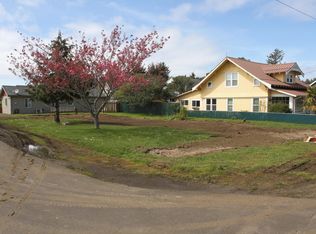 1020 NE Broadway St, Waldport, OR