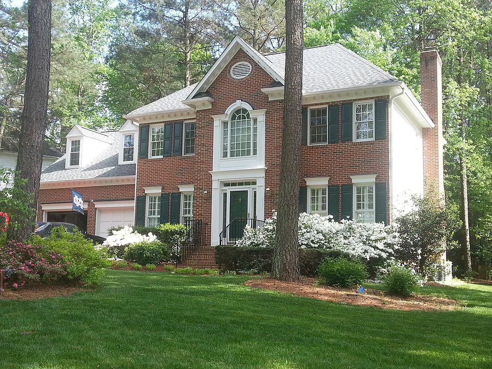 2nd image of 103 Tutbury Pl