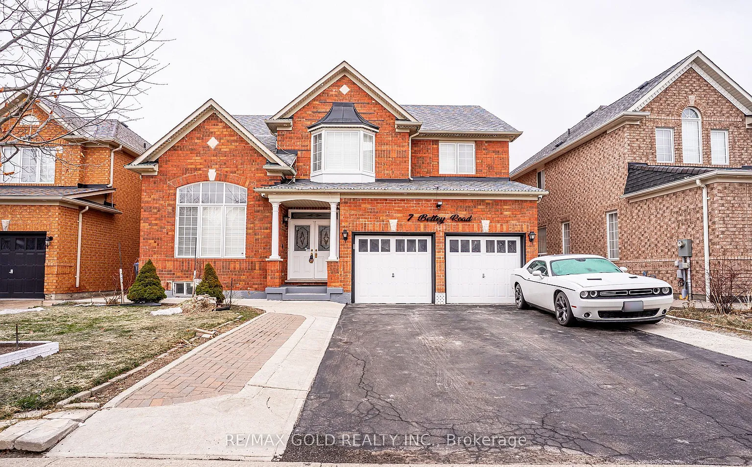 7 Bettey Rd photo 1