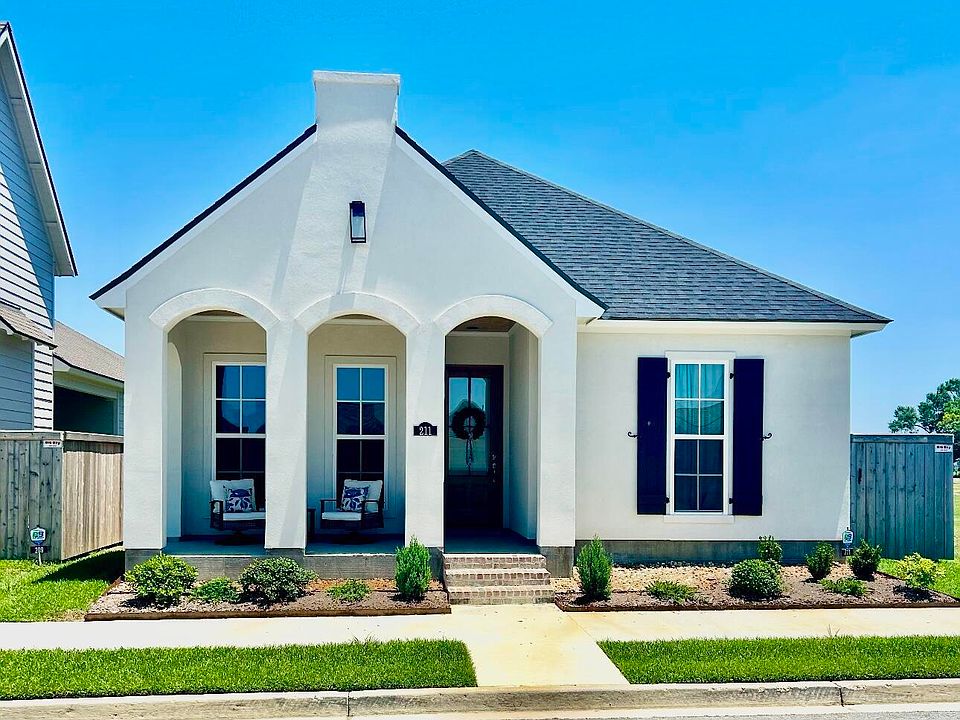 1st image of 211 Keystone Dr