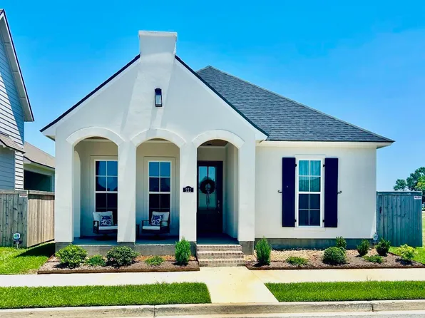 211 Keystone Dr, Scott, LA 70583