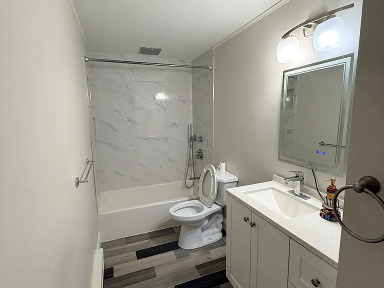 13 Village Hill Ln — Photo 8