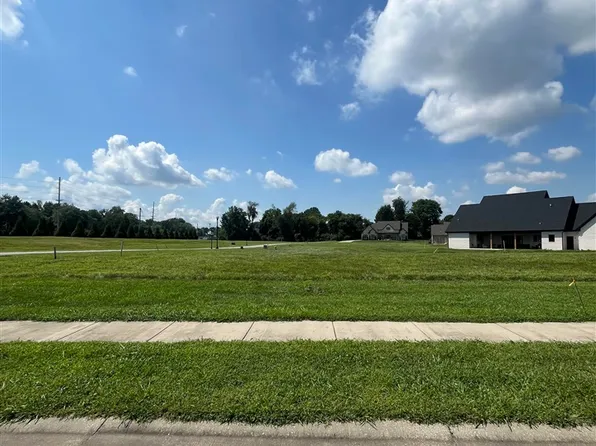 27 Fords Farm Ave, Bowling Green, KY 42103