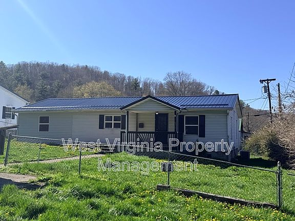 2nd image of 172 Sullivan Rd