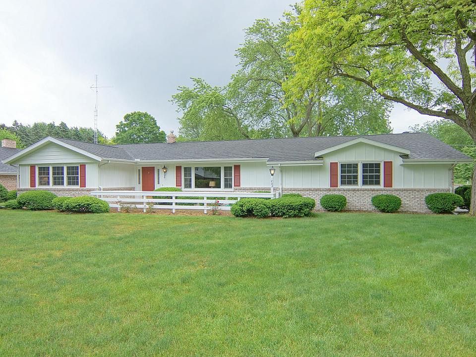1st image of 1882 Briarcliff Dr