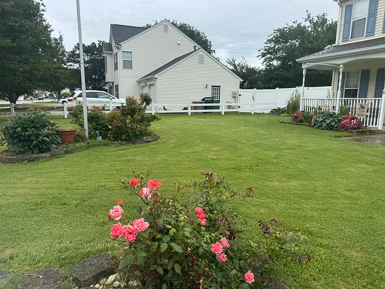 6 Old Pond Ct — Photo 35