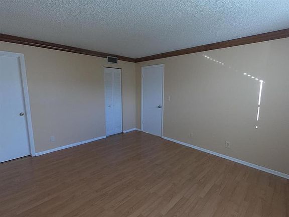 5th image of 8042 Colony Cir N #1106