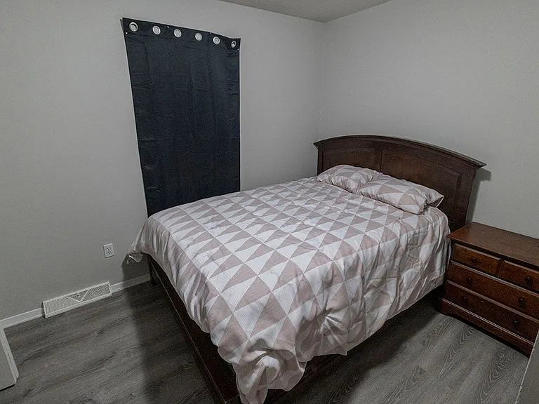 204 Wheaton Ct — Photo 14