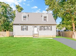 6 Bogota Rd, Mastic Beach, NY 11951