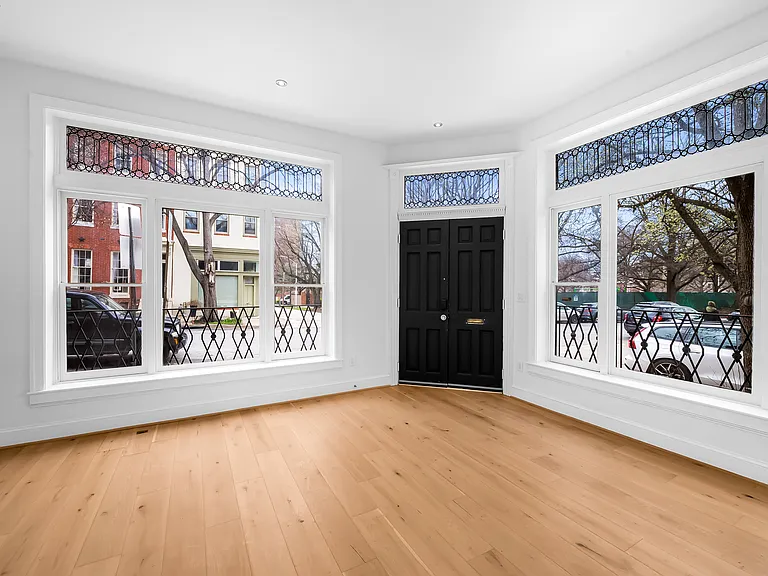 1200 Bolton St — Photo 10