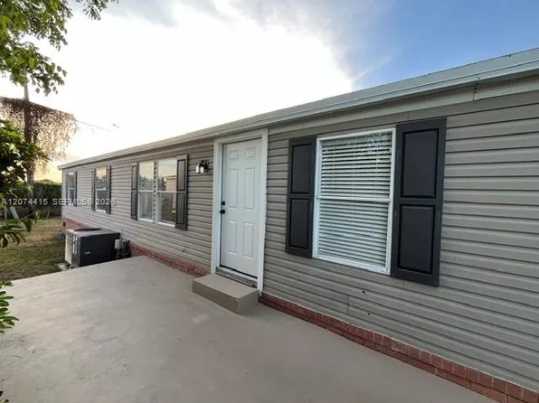 220 NE 12th Ave, Homestead, FL