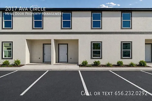 2017 Ava Cir Photo 1