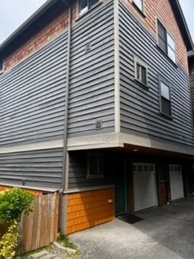 Building Photo - 1400 N 55th St