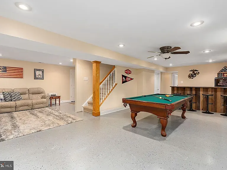 17 Whitestone Dr — Photo 49