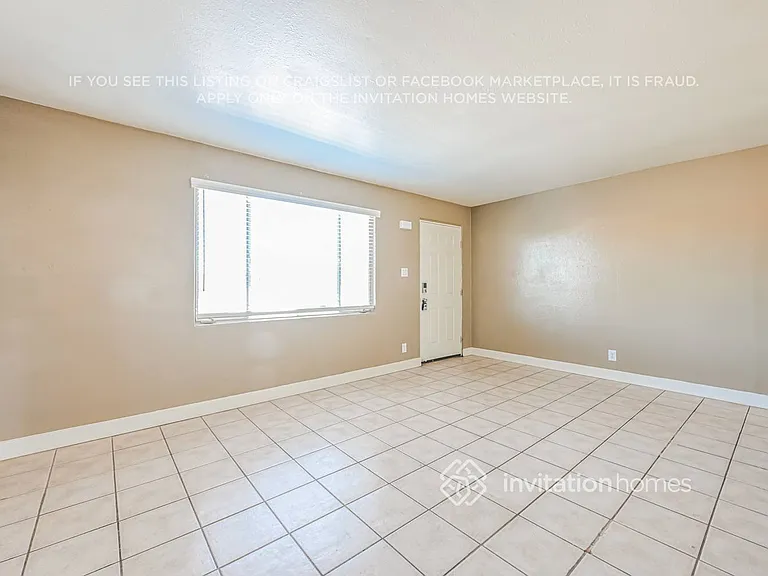 11207 W Oregon Ave — Photo 4
